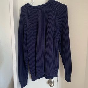 Gap sweater